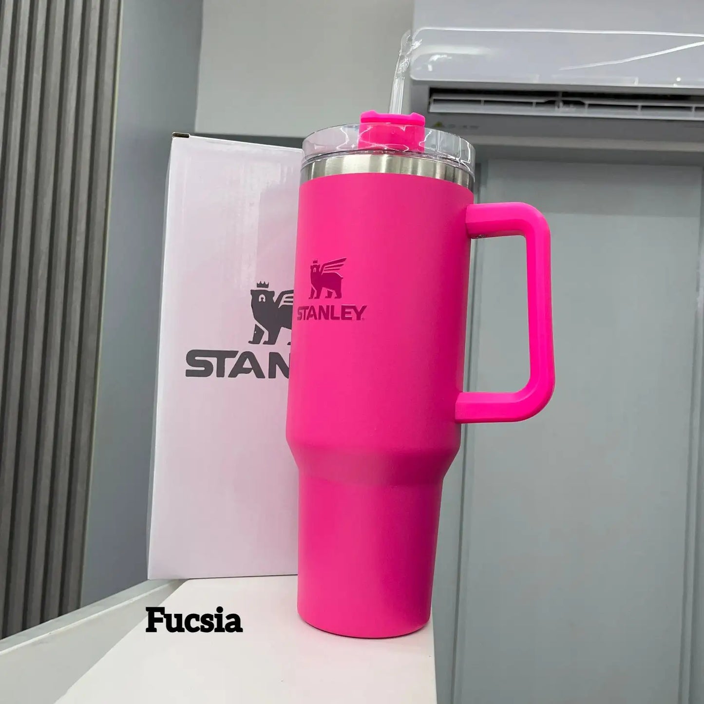 Termo Stanley 40 OZ con pitillo + Envió Gratis + Atención 24 horas (3502341167)