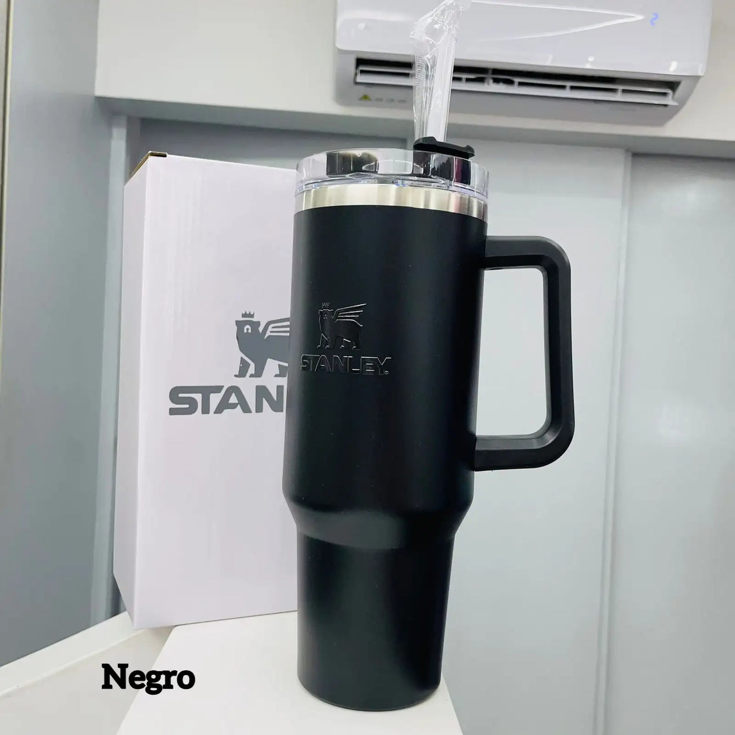 Termo Stanley 40 OZ con pitillo + Envió Gratis + Atención 24 horas (3502341167)