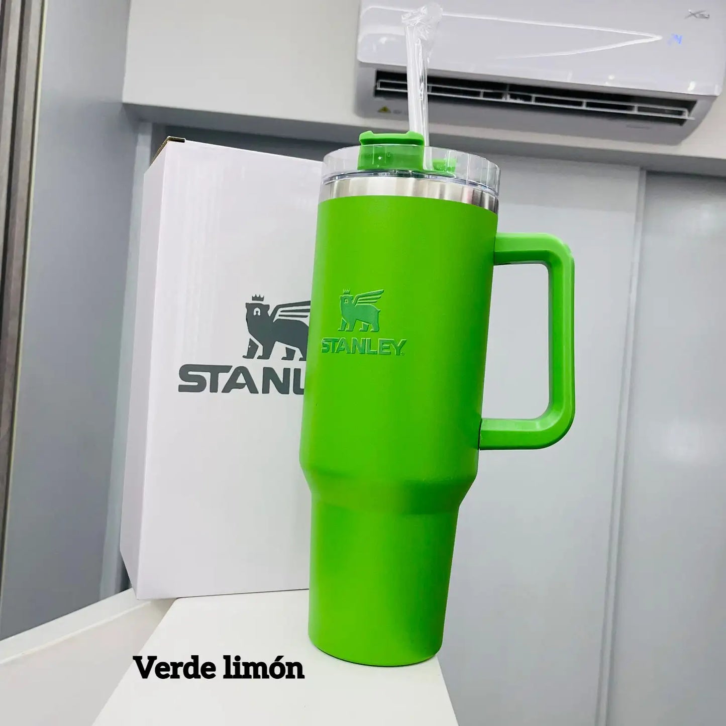 Termo Stanley 40 OZ con pitillo + Envió Gratis + Atención 24 horas (3502341167)